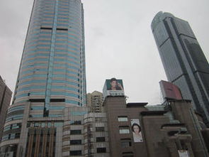 上海實業(yè)大廈 徐家匯CBD的5A甲級地標，三軌交匯的商務樞紐